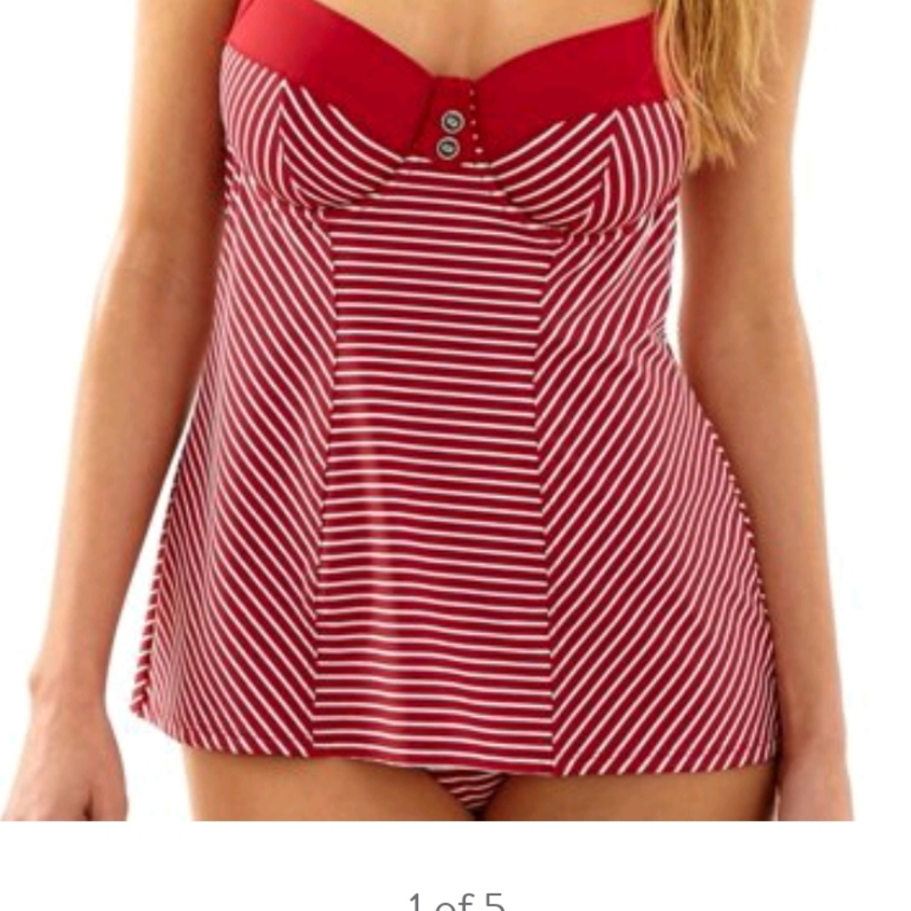Panache Tankini. 32E top, M bottoms.